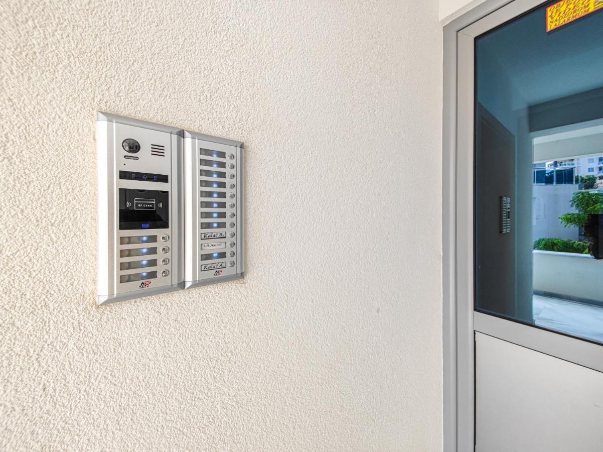 דוברה וודה Apartment Plavo Nebo מראה חיצוני תמונה